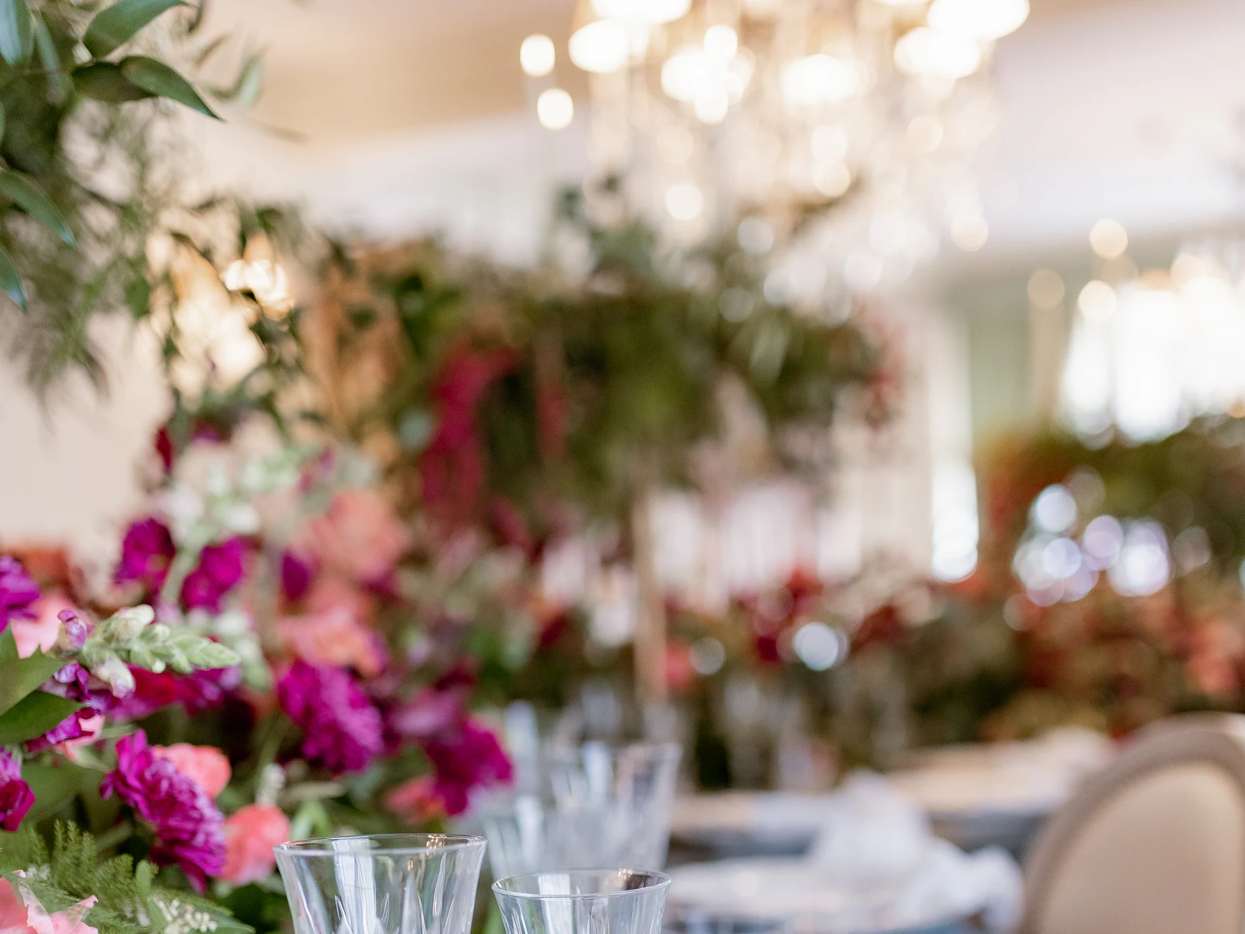 Centro de mesa floral preparado para receber